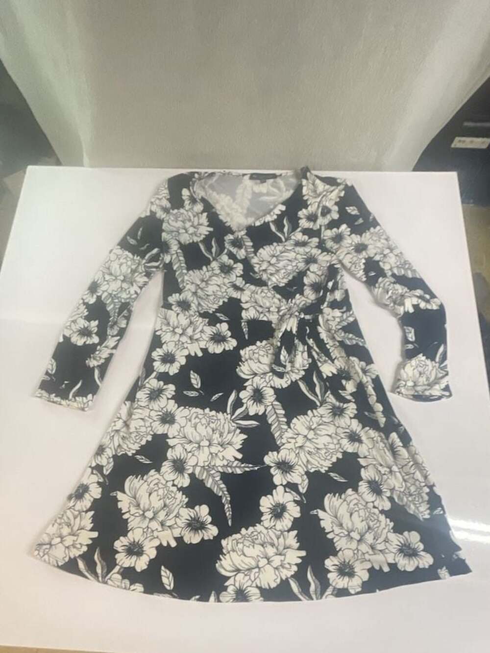 One Clothing Los Angeles Floral Wrap Dress XXL